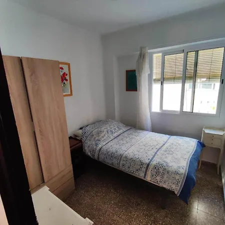 Spacious Flat In The Center Walencja