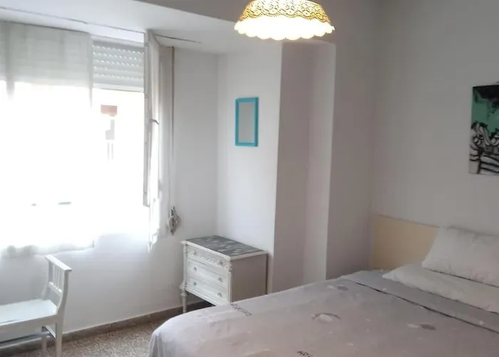Spacious Flat In The Center * Valenza